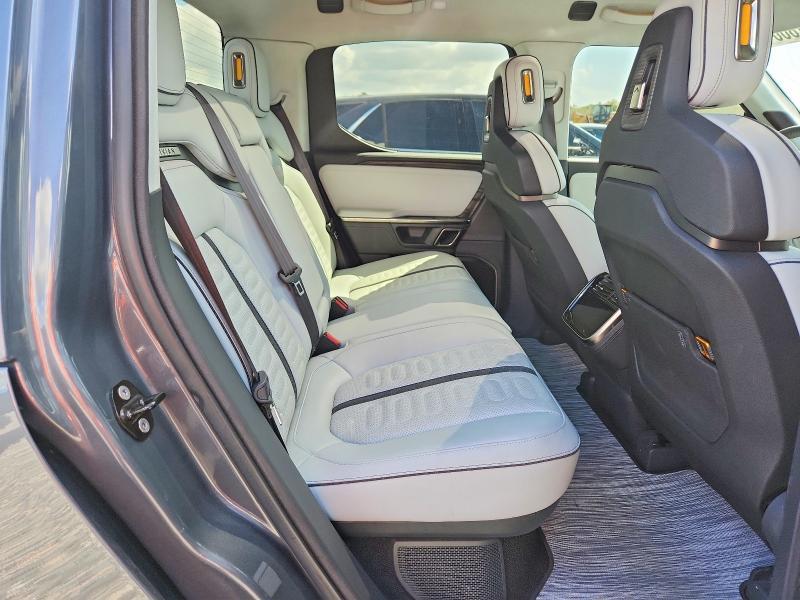 2022 Rivian R1T Adventure