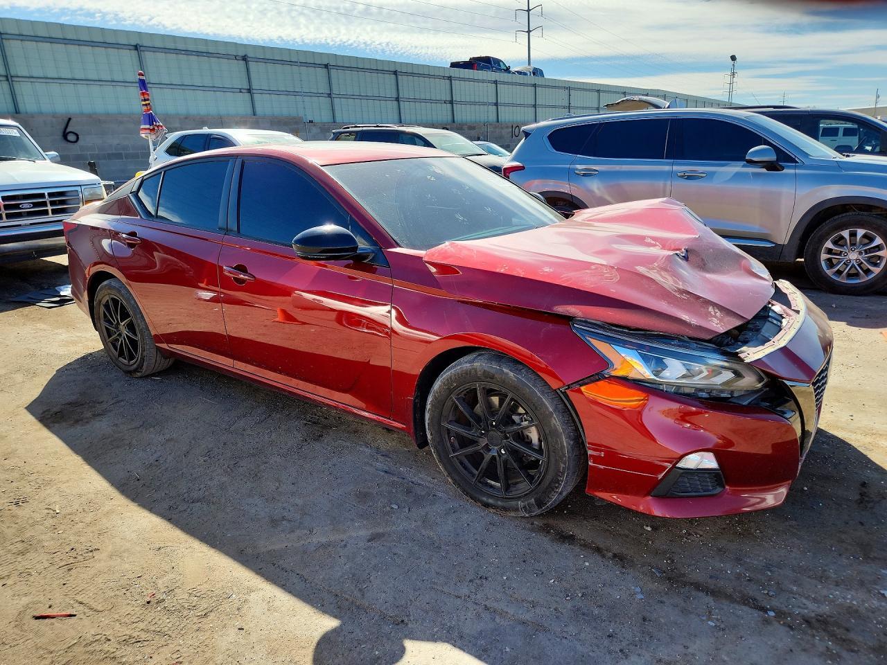 2020 Nissan Altima 2.0 sr