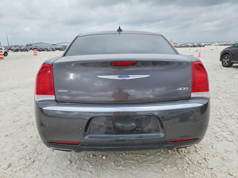 2021 Chrysler 300 Touring