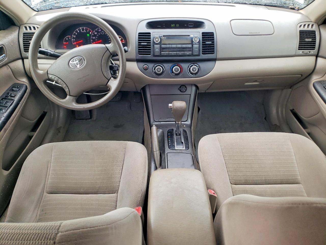 2005 Toyota Camry le