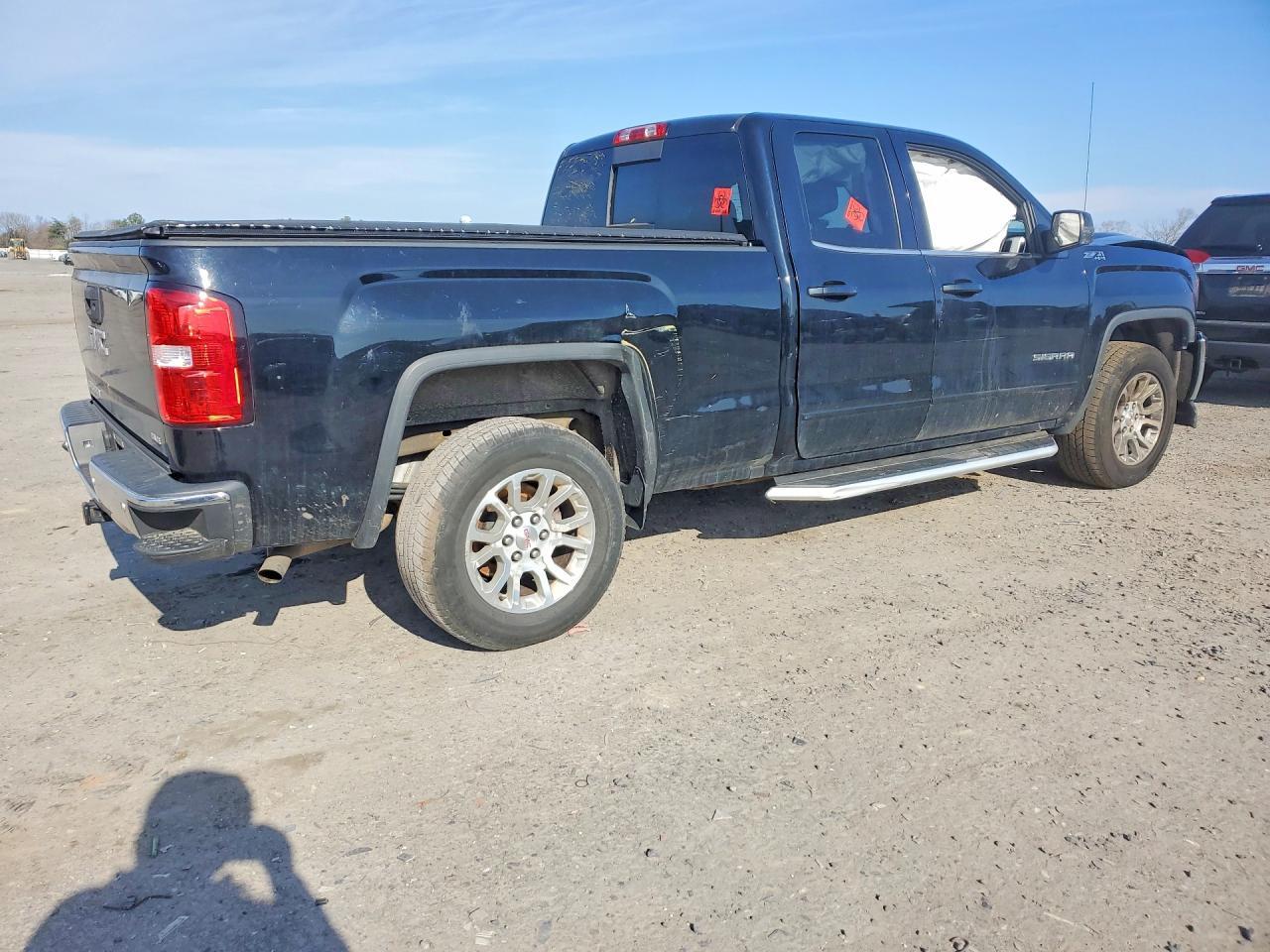 2018 GMC Sierra K1500 SLE