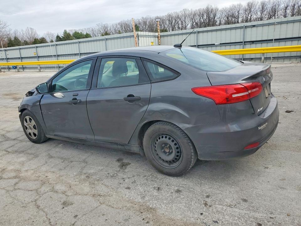 2016 Ford Focus s