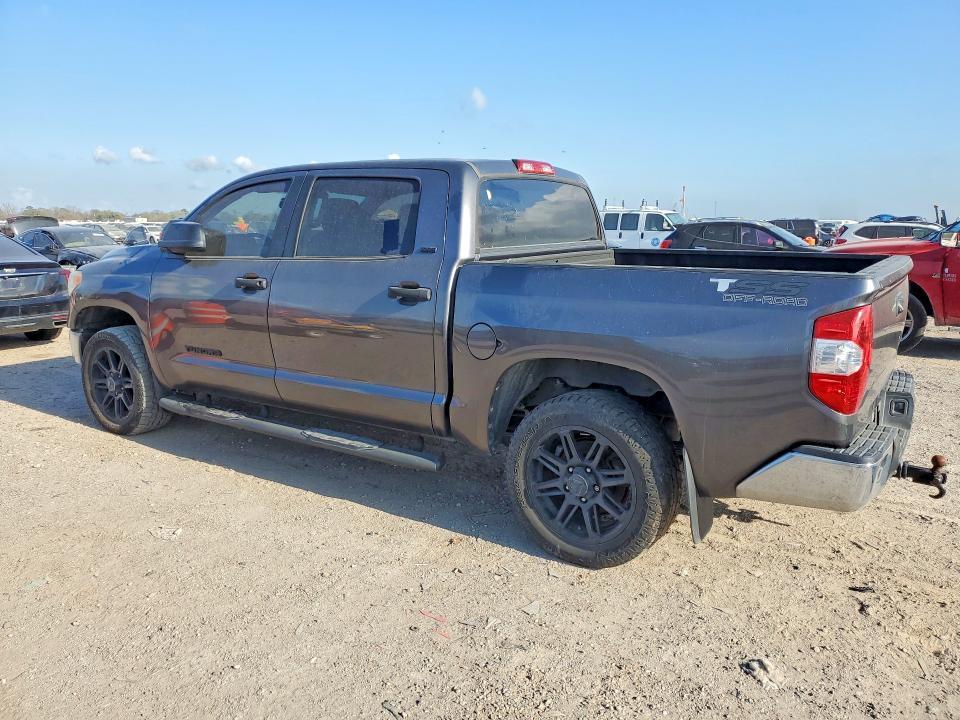 2017 Toyota Tundra SR5