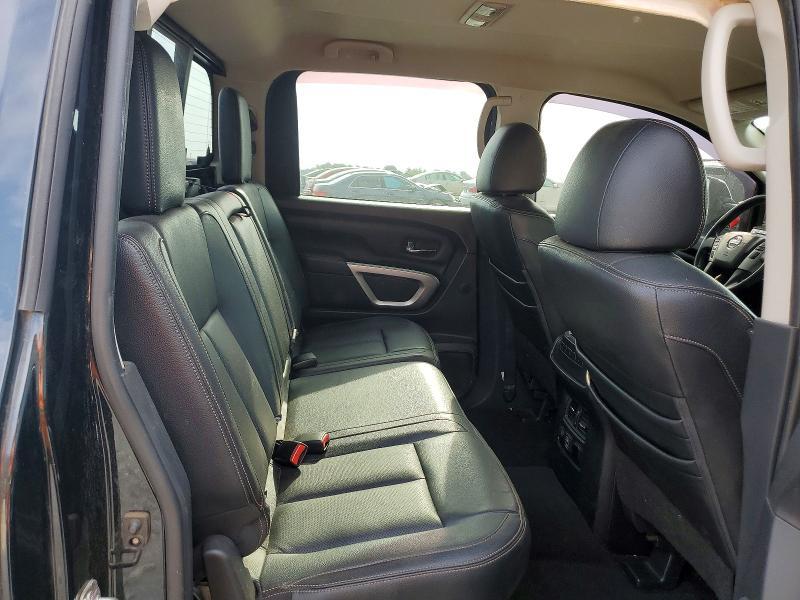 2019 Nissan Titan SL