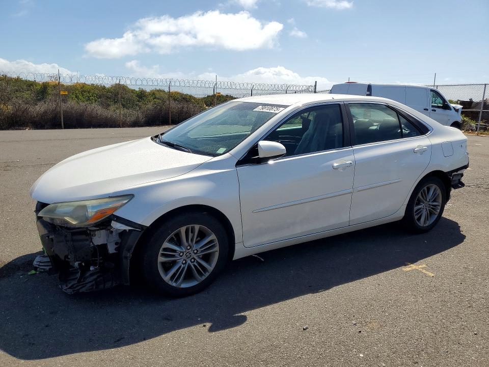 2015 Toyota Camry le