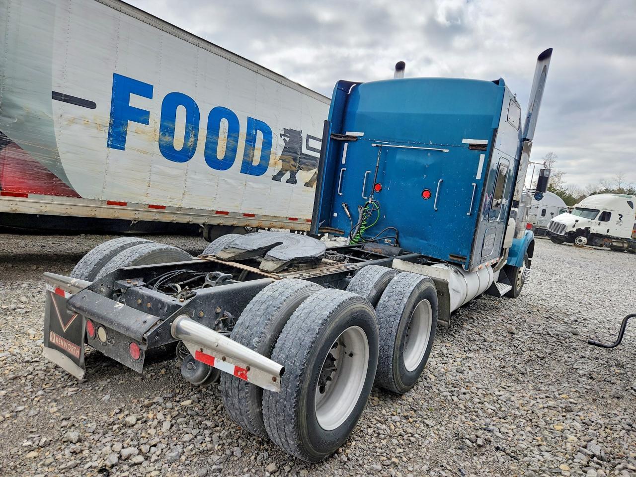 2004 Kenworth Construction W900