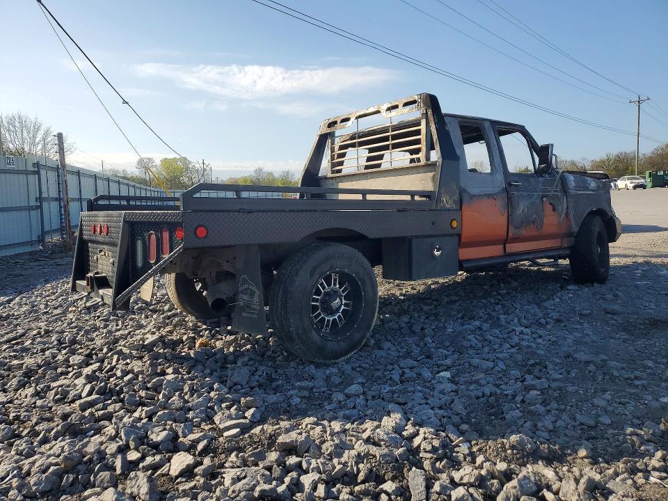 1997 Ford F250 Super Duty Flatbed Truck