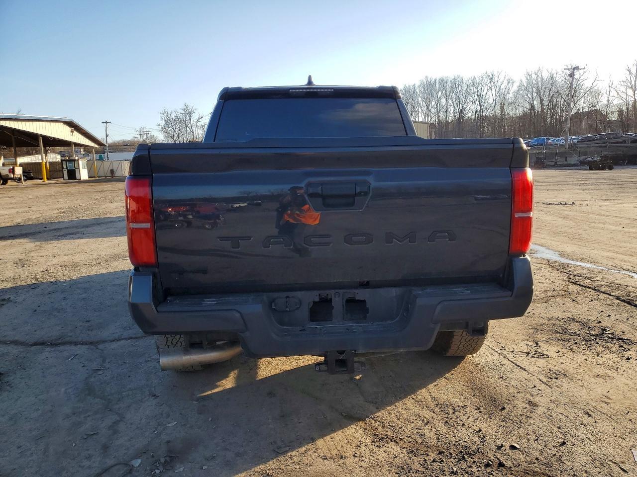 2025 Toyota Tacoma TRD OFF-Road