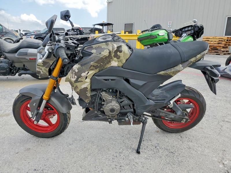 2025 Kawasaki BR125 J