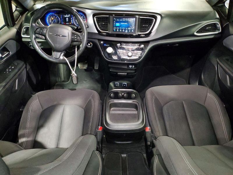 2020 Chrysler Pacifica Touring
