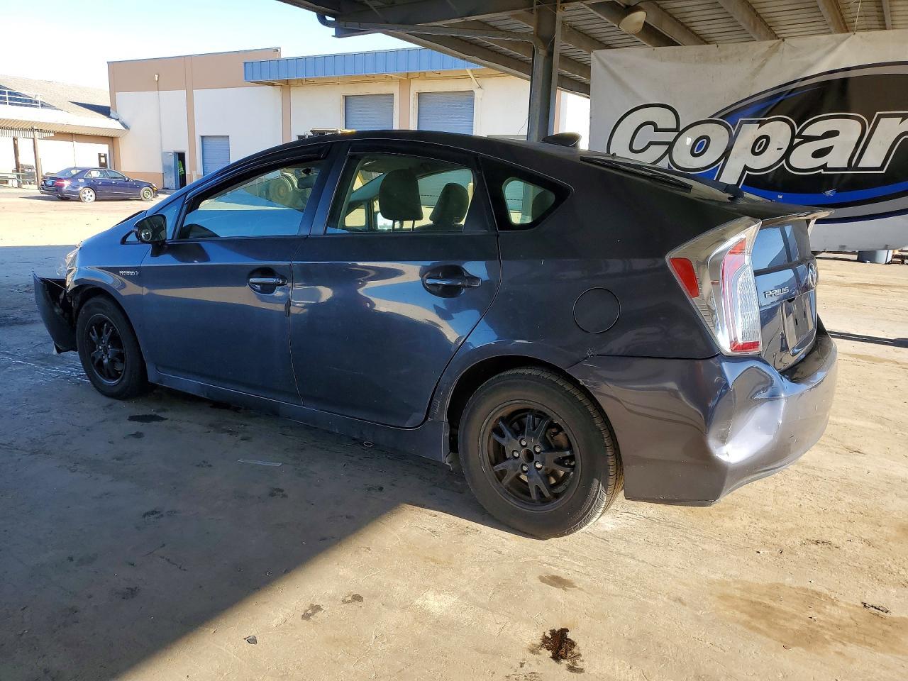 2014 Toyota Prius two