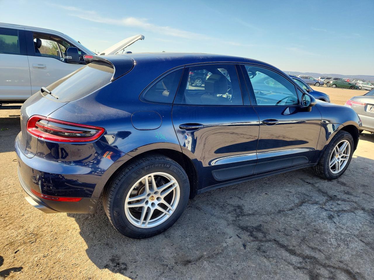 2017 Porsche Macan