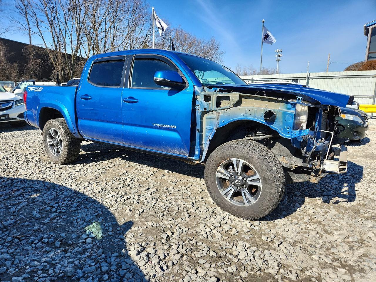 2016 Toyota Tacoma TRD Sport