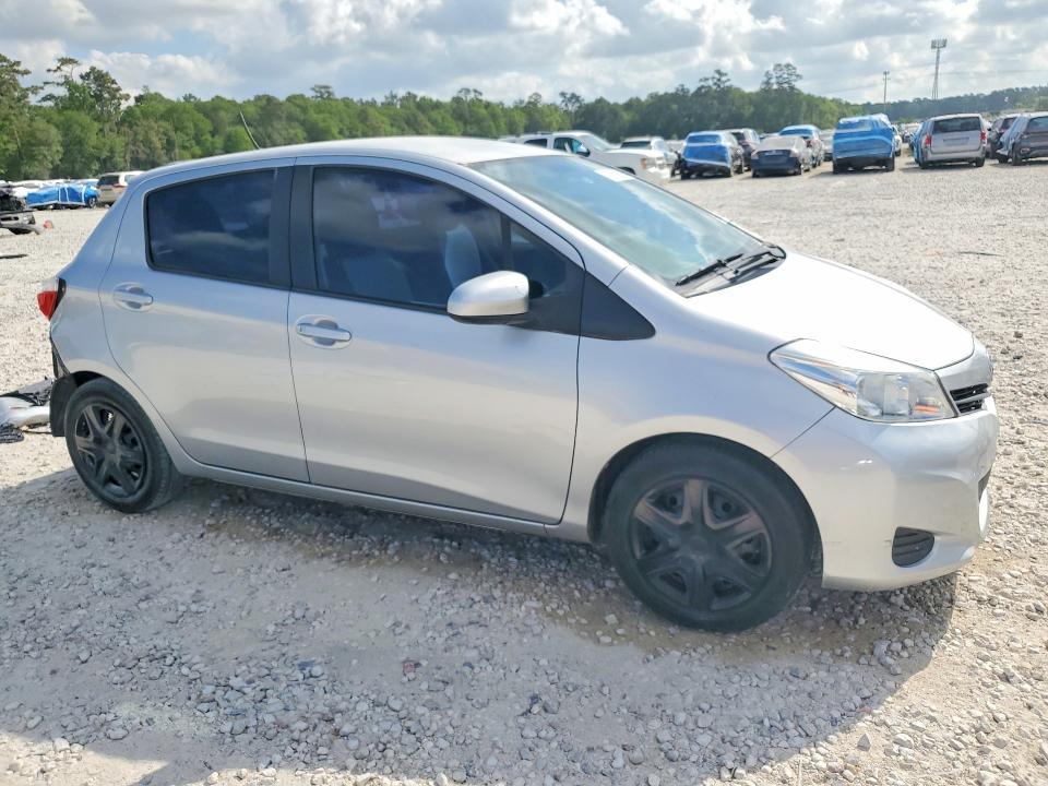 2013 Toyota Yaris 5-door le