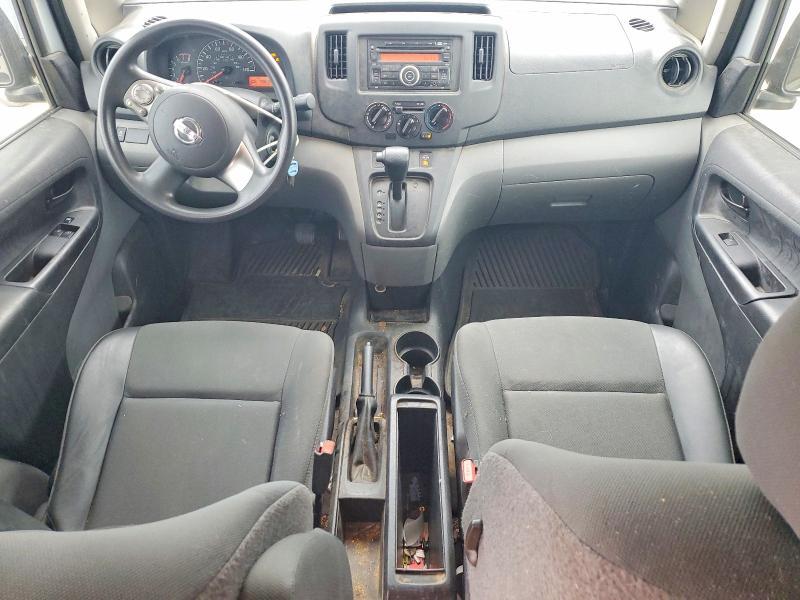 2015 Nissan NV200 S