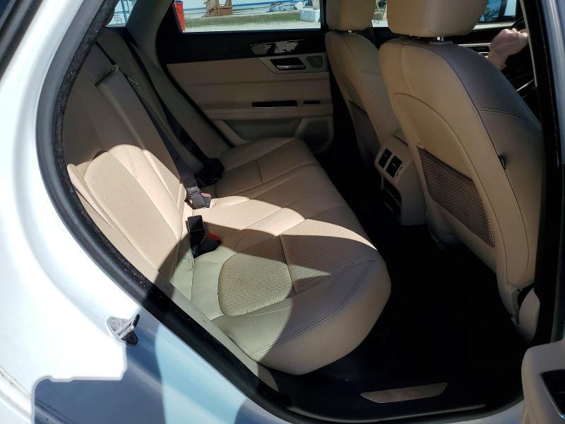 2017 Jaguar Xf Prestige