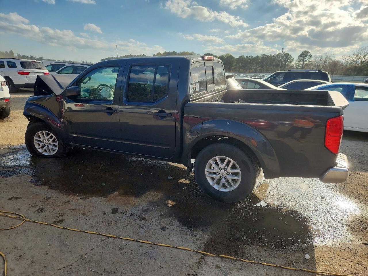 2015 Nissan Frontier SV