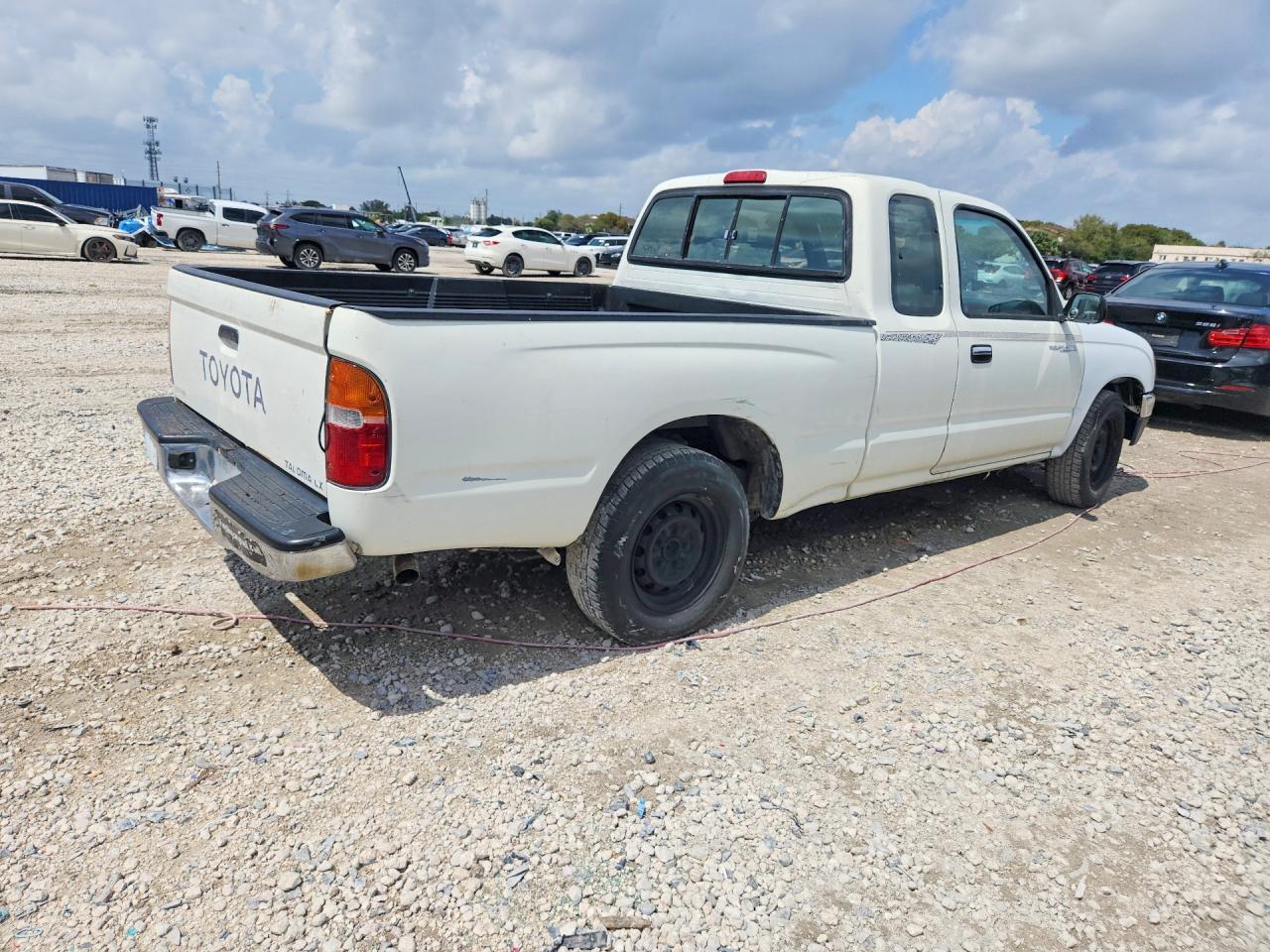 1995 Toyota Tacoma Base