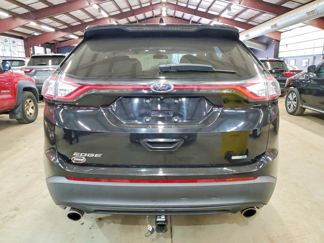 2017 Ford Edge se