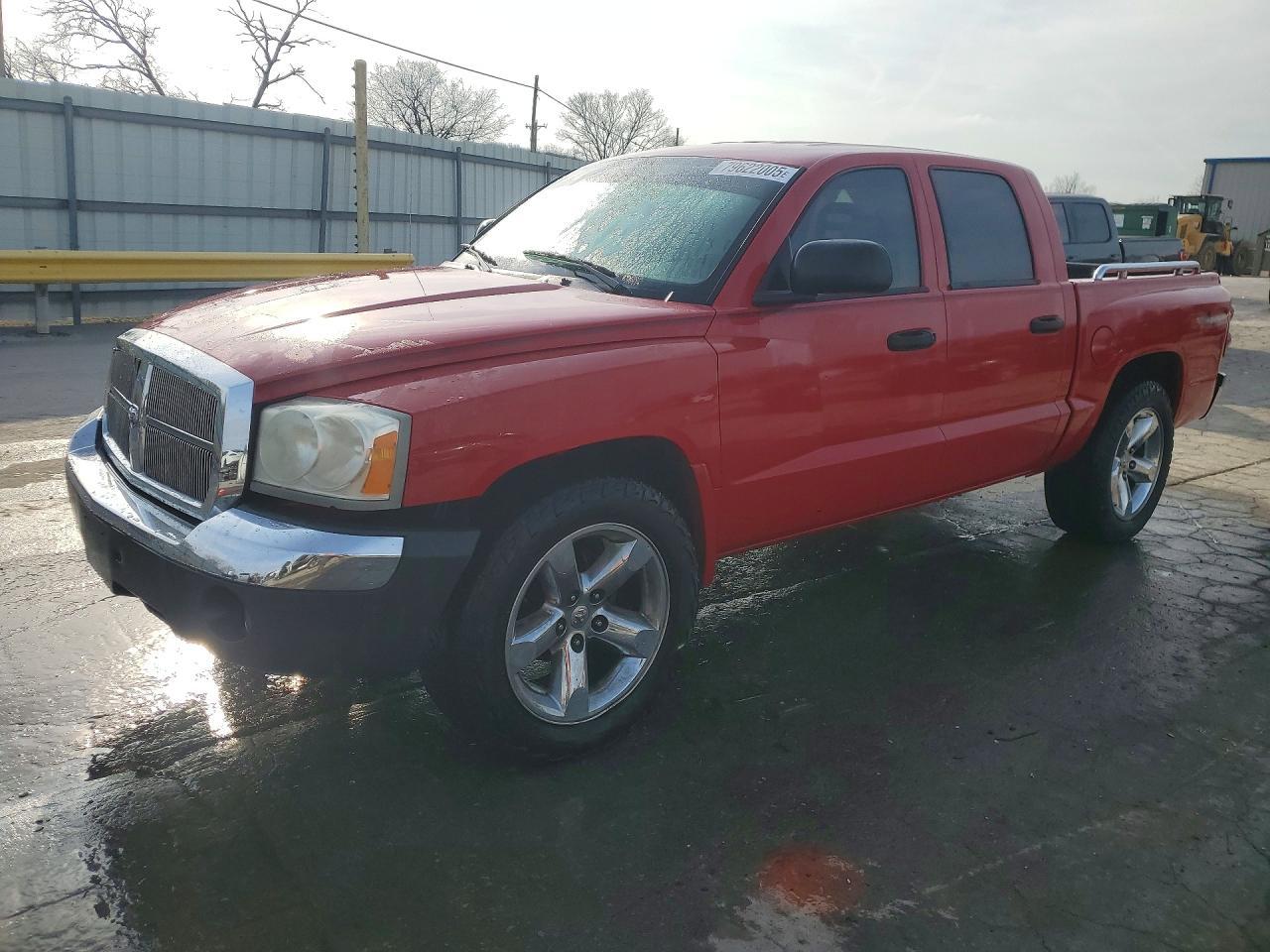 2005 Dodge Dakota Quad SLT