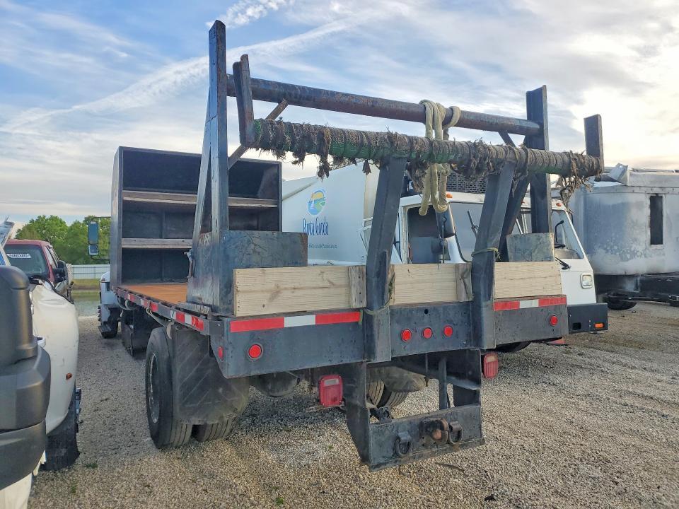 2003 International 4300 Flatbed Truck