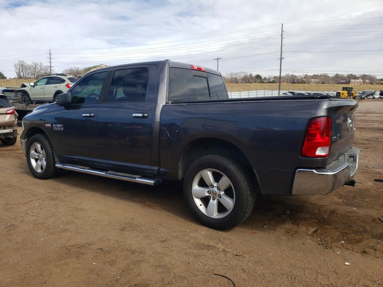 2015 Dodge RAM 1500 SLT