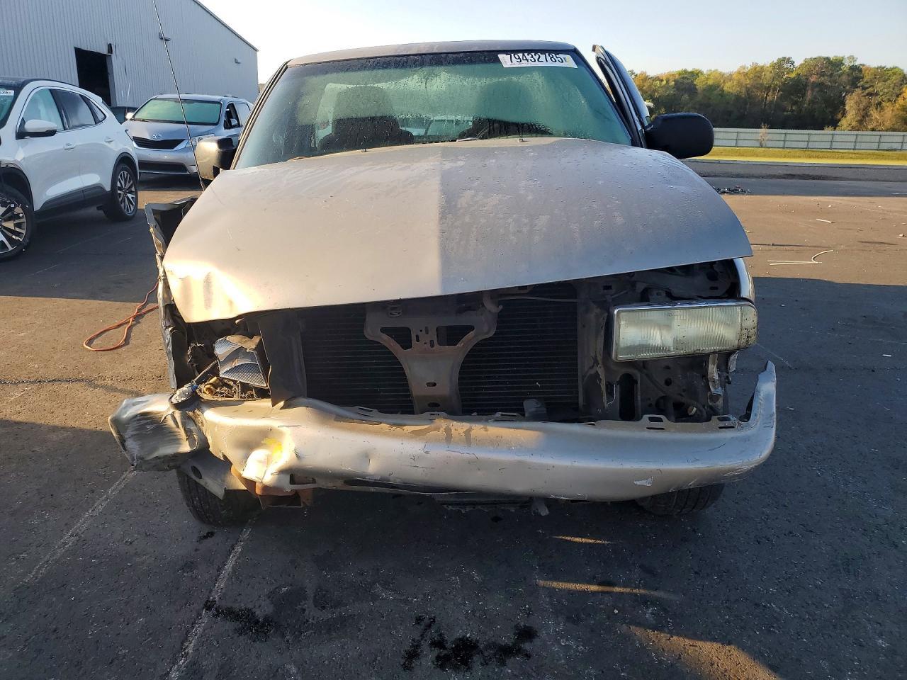 2003 Chevrolet S Truck S10