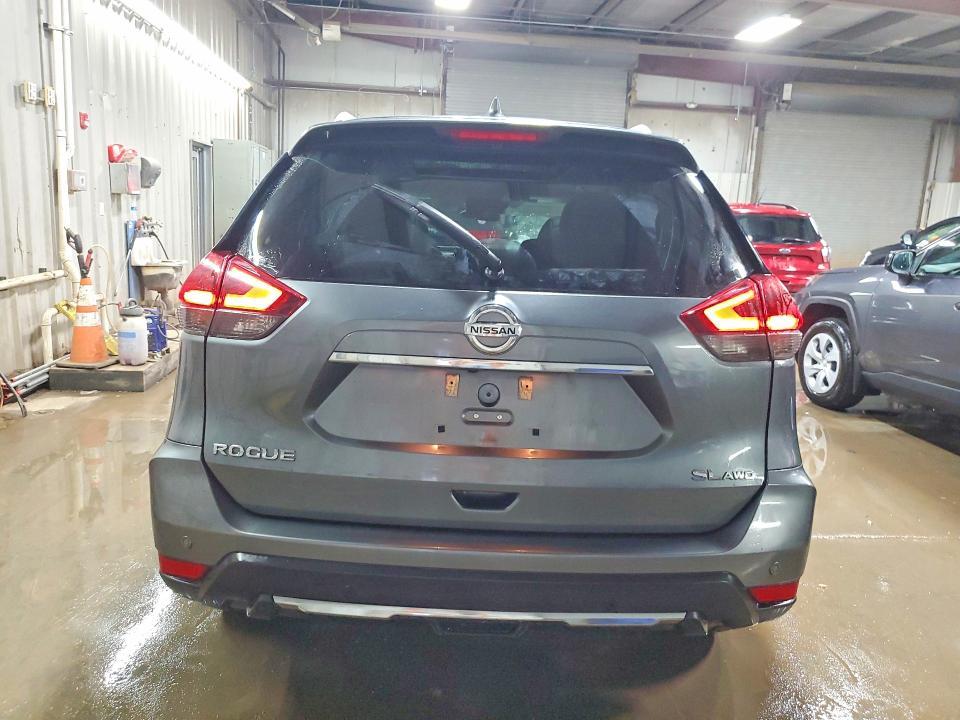 2020 Nissan Rogue sl