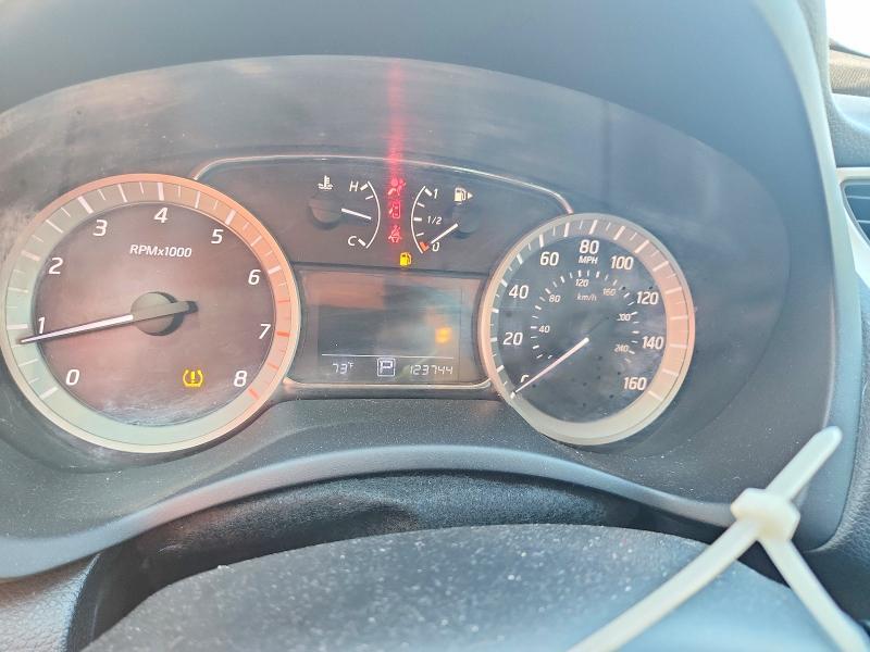 2015 Nissan Sentra sr