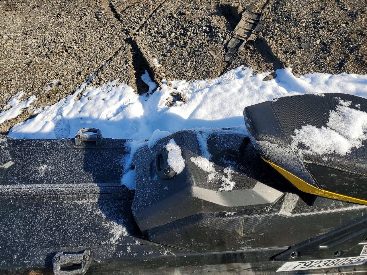 2024 Skidoo 2024 SKI-DOO Snowmobile