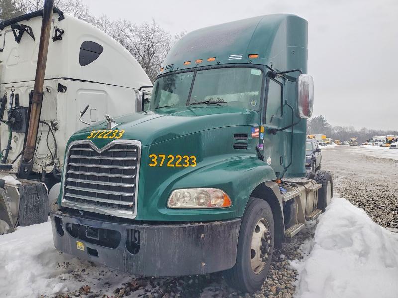 2018 Mack CX612 Semi Truck