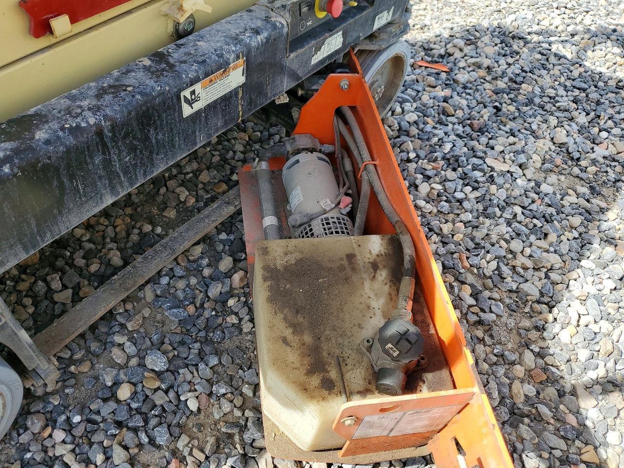 2022 JLG Scissor Lift