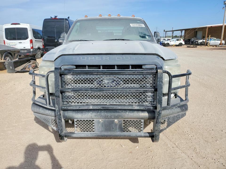 2012 Ford F350 Super Duty Flatbed Truck