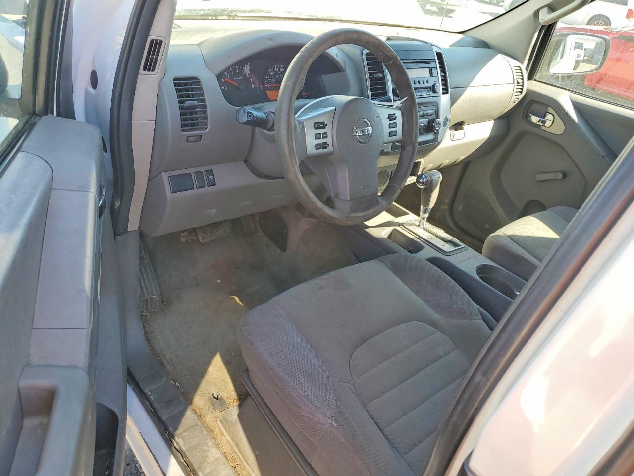 2015 Nissan Frontier S
