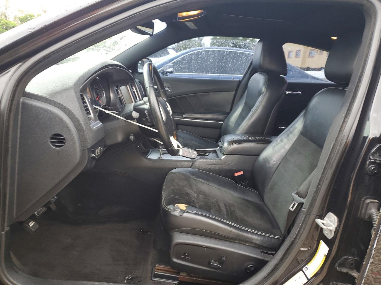 2011 Dodge Charger r