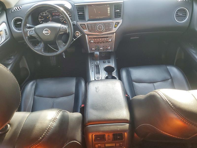 2020 Nissan Pathfinder sl