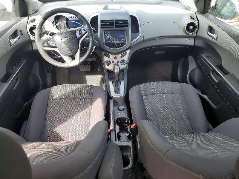 2014 Chev Sonic lt