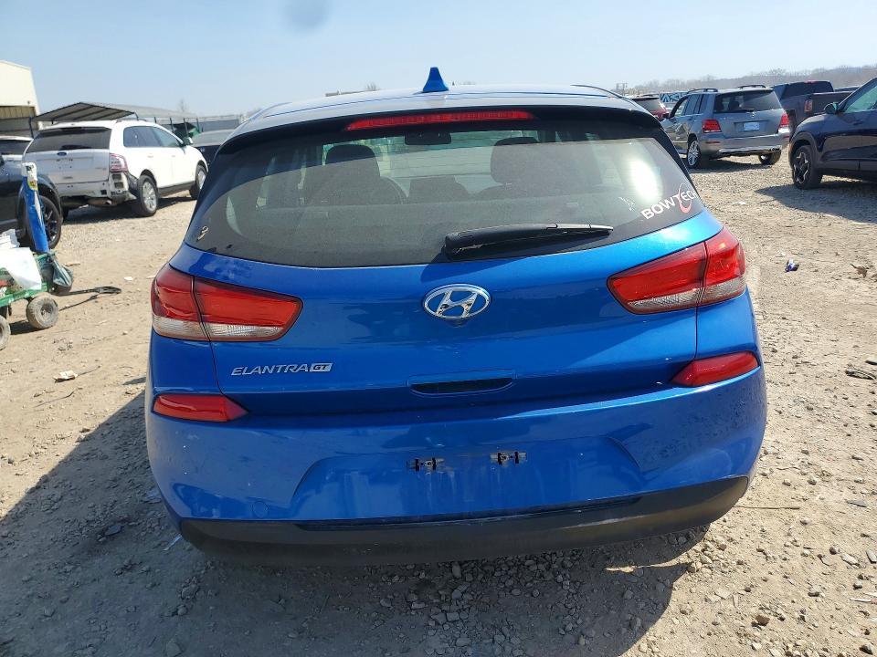 2018 Hyundai Elantra gt Base