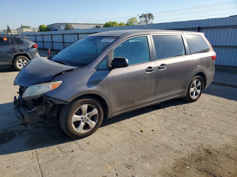 2016 Toyota Sienna l 7-passenger