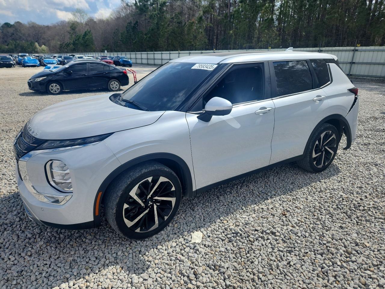 2024 Mitsubishi Outlander se