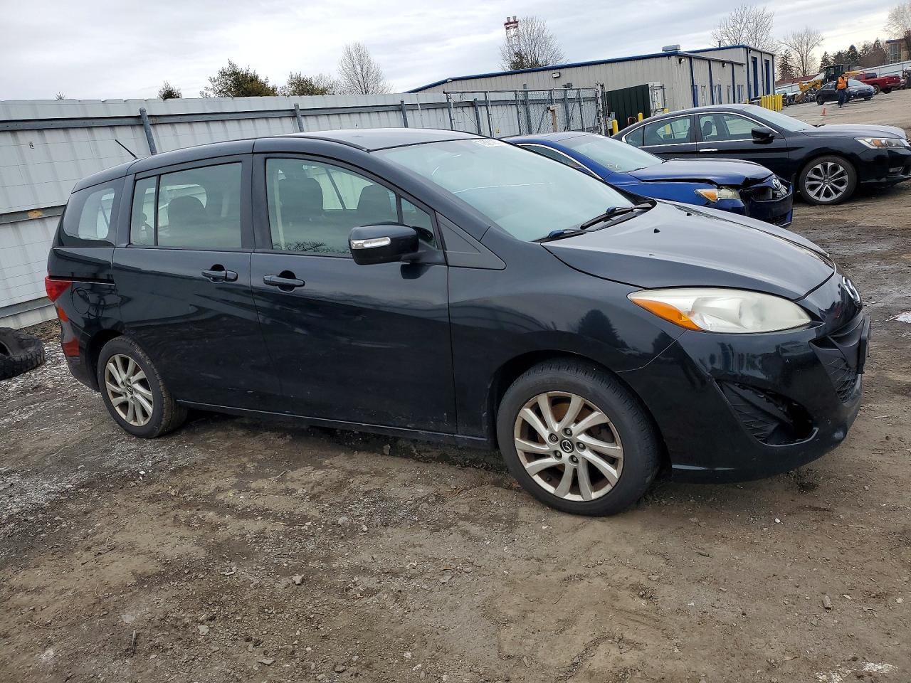 2014 Mazda 5 Sport