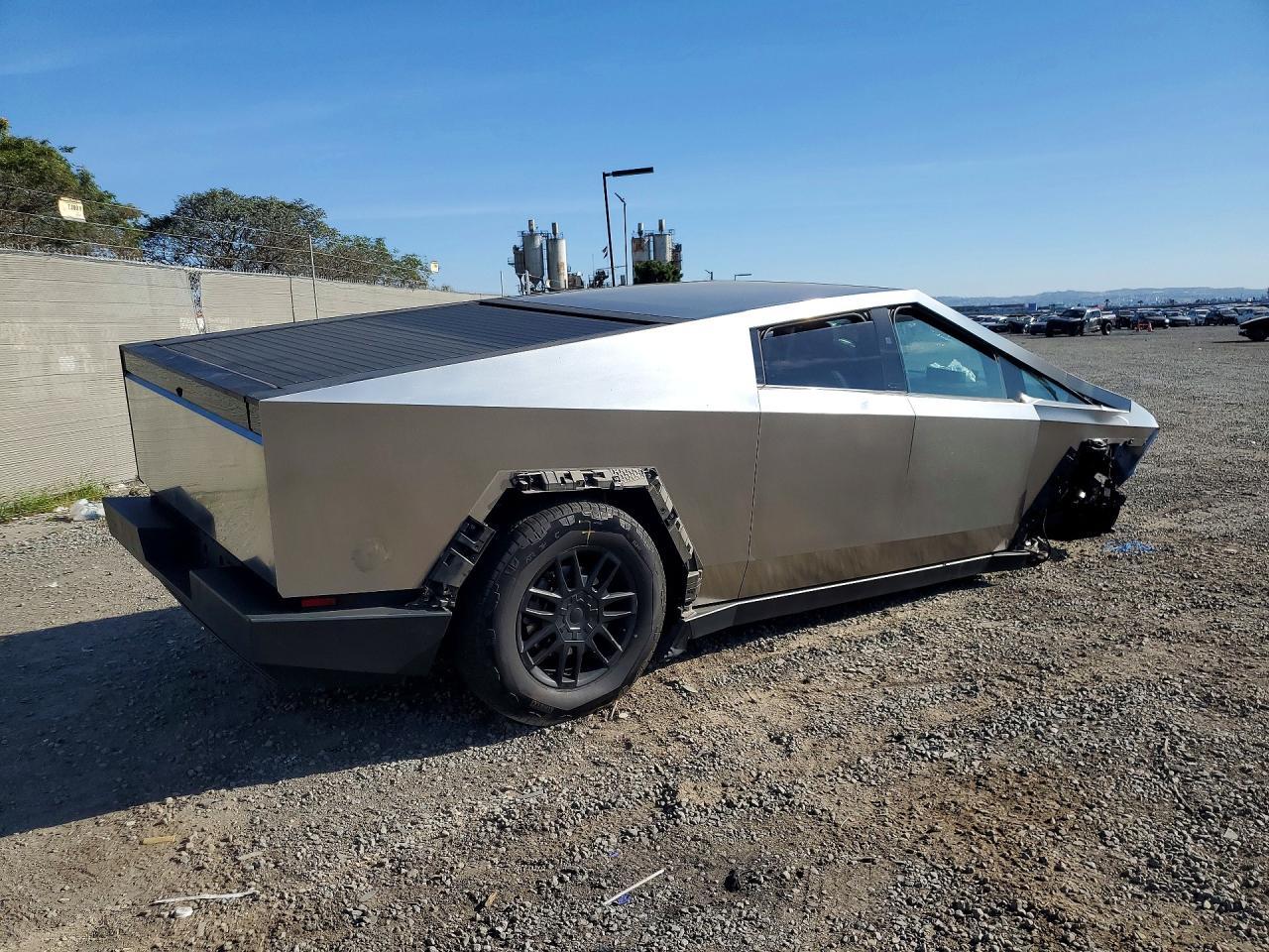 2024 Tesla Cybertruck