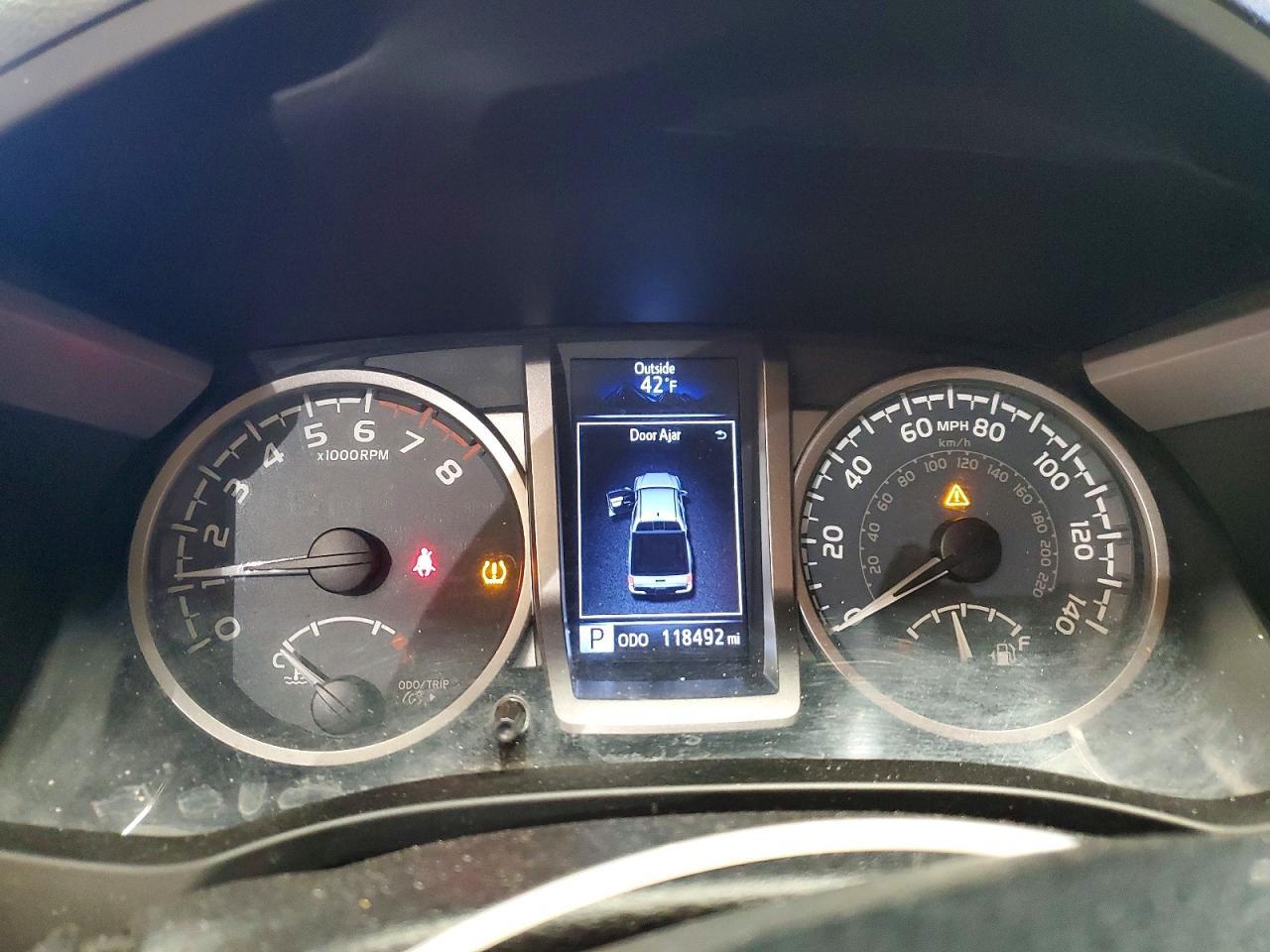 2018 Toyota Tacoma SR5 V6