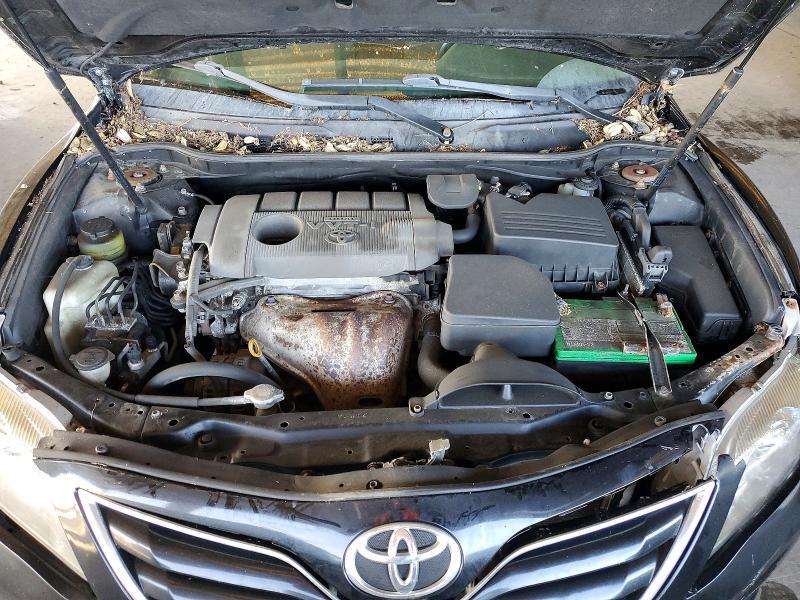 2011 Toyota Camry le