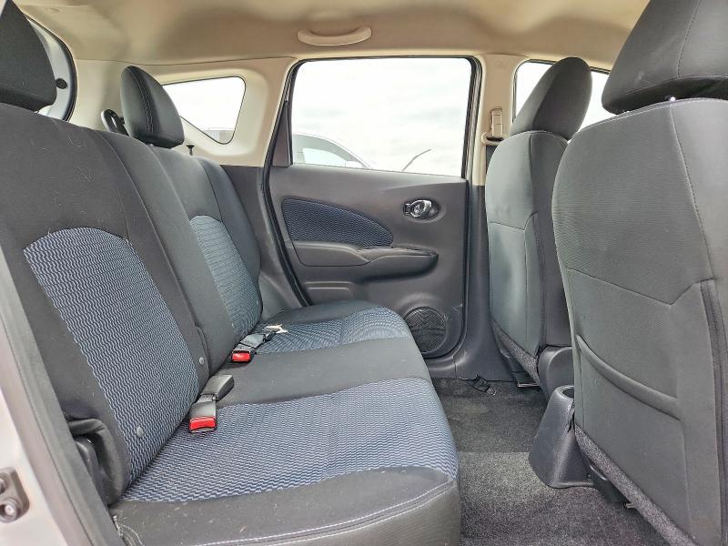 2016 Nissan Versa Note sv