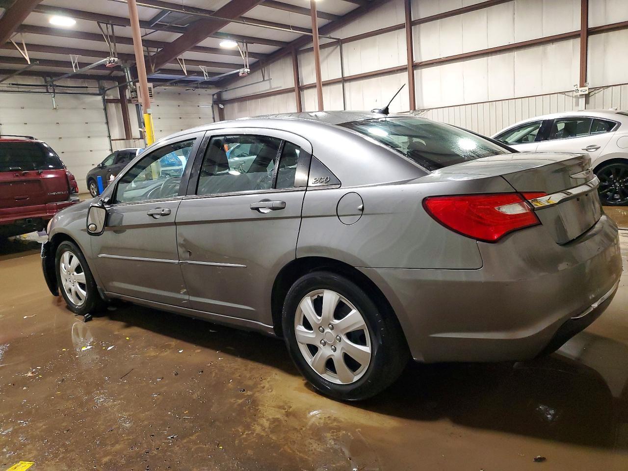 2012 Chrysler 200 lx