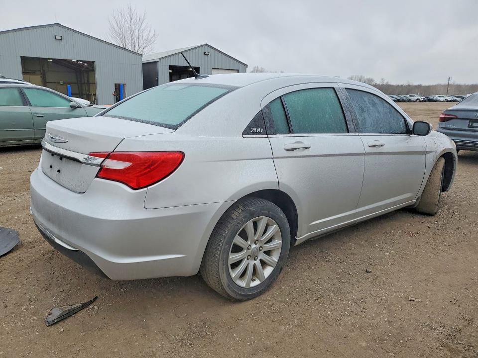 2012 Chrysler 200 Touring