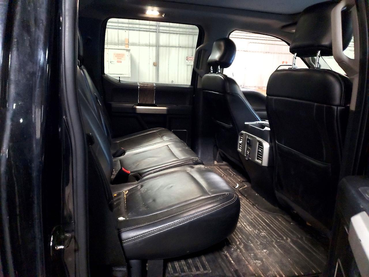 2017 Ford F350 Super Duty Utility / Service Truck
