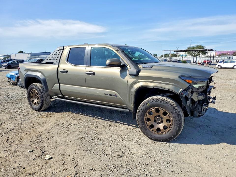 2024 Toyota Tacoma Trailhunter HV
