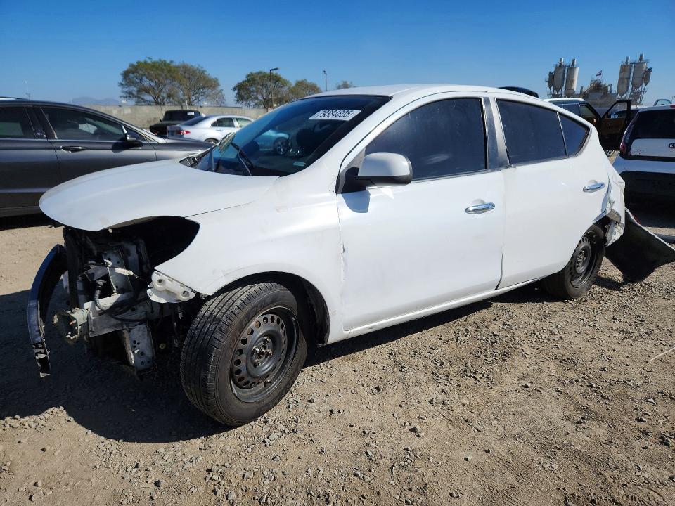 2012 Nissan Versa 1.6 s